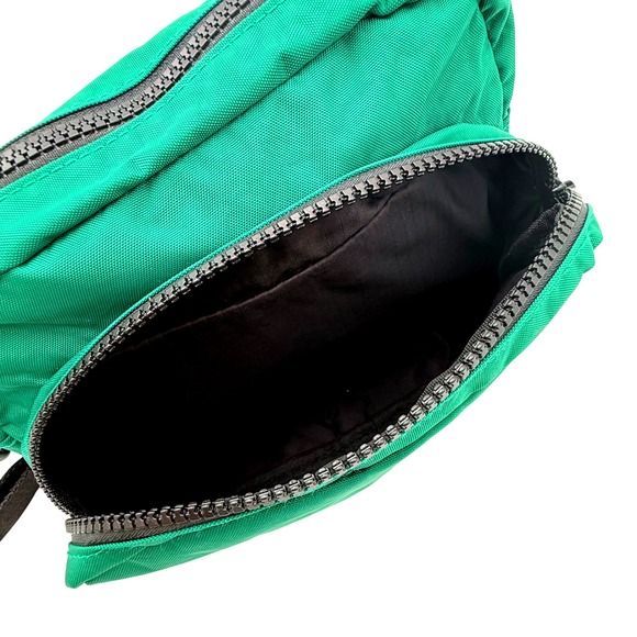 Baggu Peanuts Fanny Pack Cypress Green Snoopy Charlie Brown Belt Bag Nylon - Picture 7 of 11